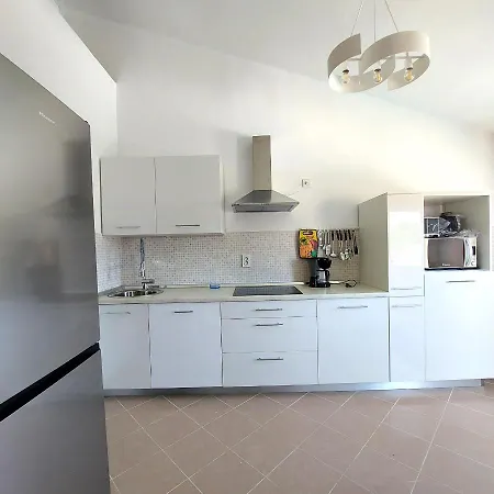 Relax To The Max With The Sea View