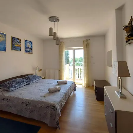 Relax To The Max With The Sea View Apartment *