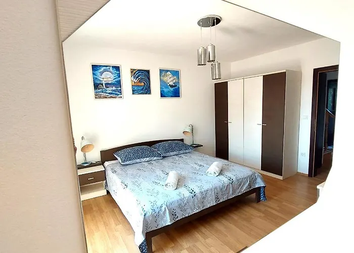 Relax To The Max With The Sea View Apartament *
