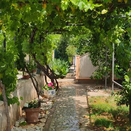 Relax To The Max With The Sea View Appartamento Medolino